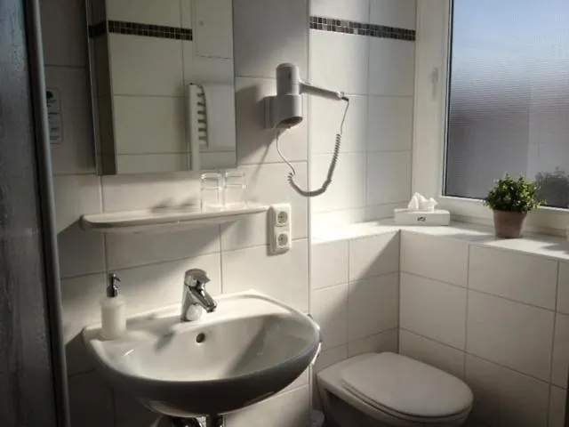 ホテル Zur Alten Kaserne 3*